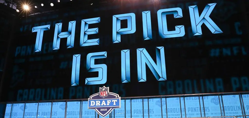 2023 NFL Mock Draft - Draft Dive