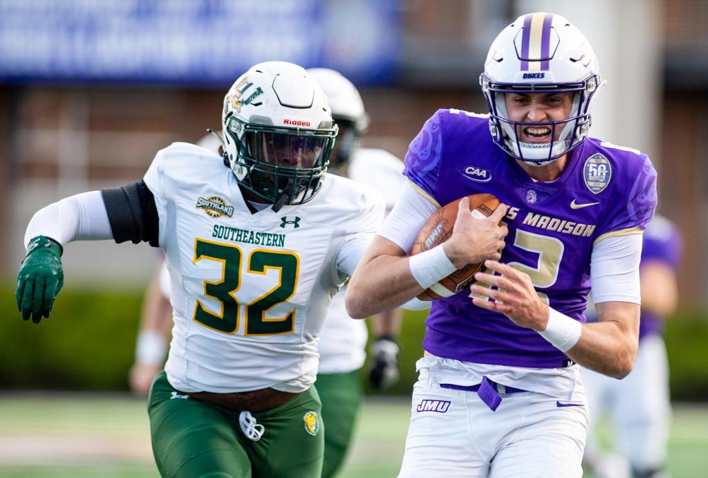 Cole Johnson Scouting Report Draft Dive 2022 NFL Draft QB Sleeper